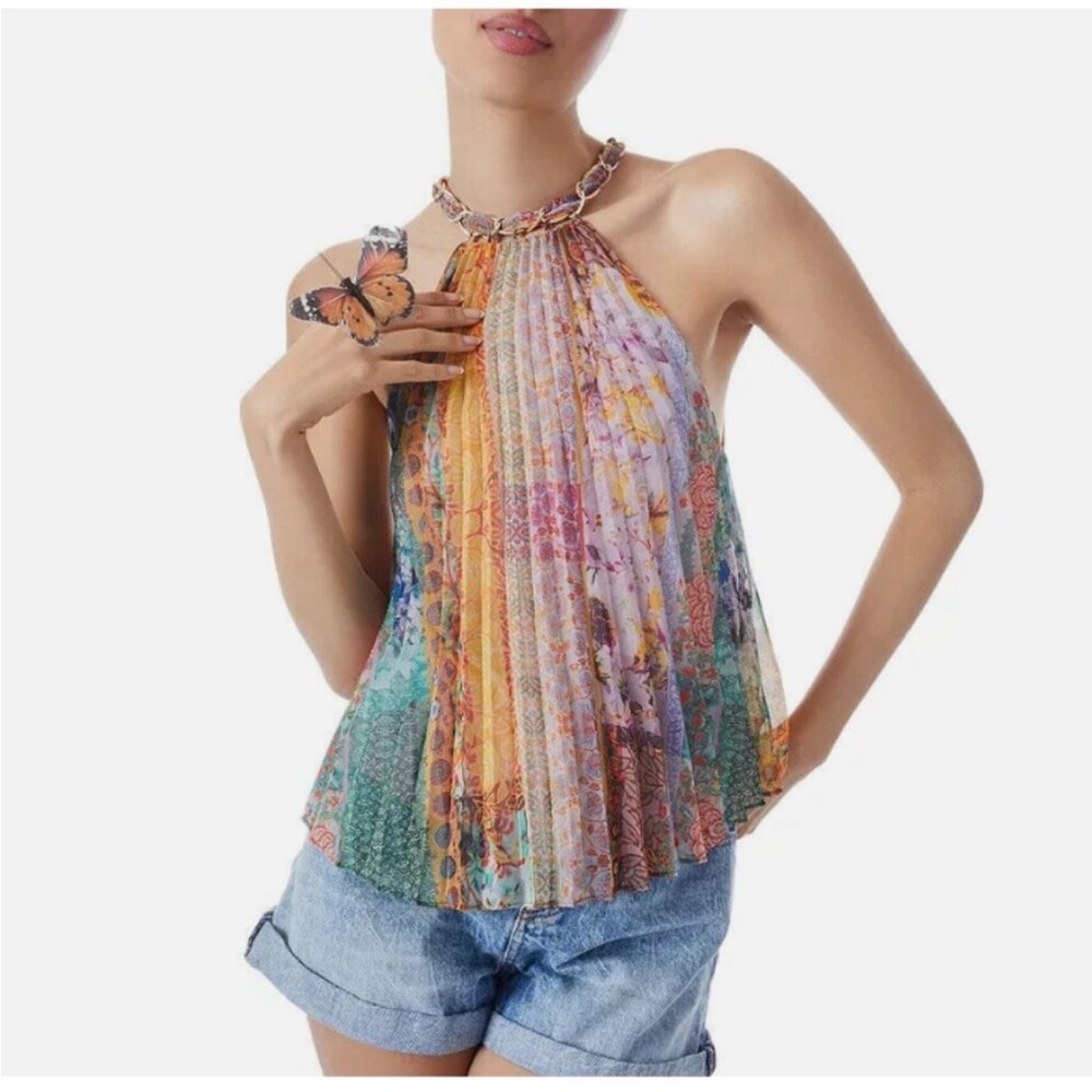 Alice & Olivia Alycia Sunburst Pleated Chain-neck Blouse. Size Medium